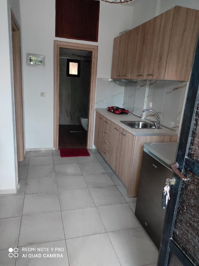 Iris Appartement Pefkochori Buitenkant foto